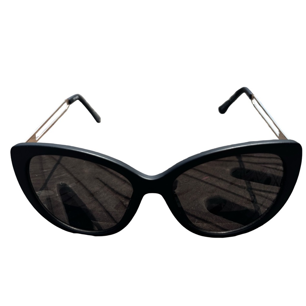 Steve Madden Women’s Black Cat-Eye Sunglasses